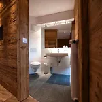 Vetter Hotel 3*
